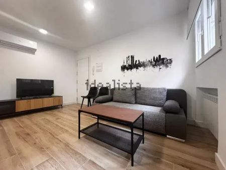 Alquiler de piso en Calle de la Infanta Mercedes, 46 - Photo 4