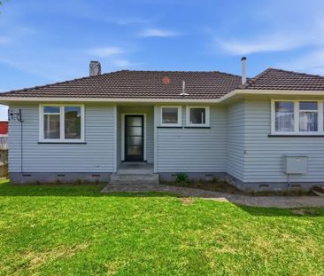 19 Pukeori Street, Marfell, New Plymouth - Photo 3