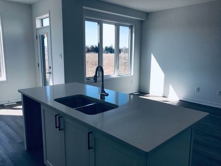 For Lease - 62 Forestwalk Street, Kitchener, Ontario - Photo 3