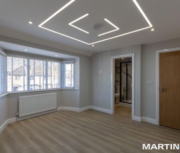 4 bedroom semi-detached house to rent - Photo 6