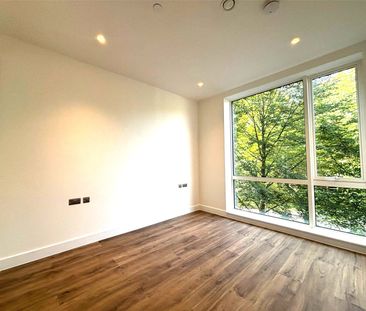 Sheila House, Fleet, Hampshire, GU51 - Photo 5