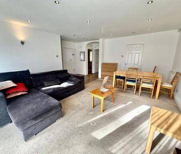2 bedroom flat to rent - Photo 6