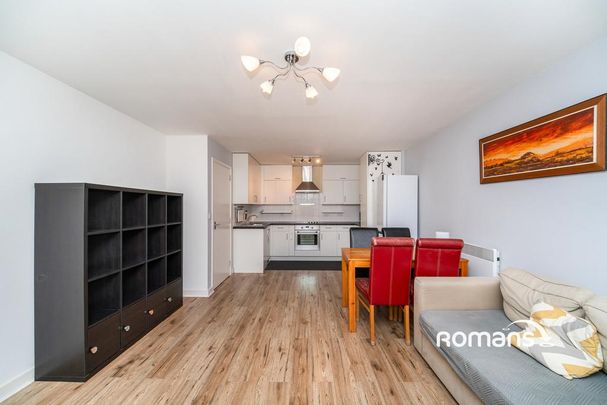 2 bedroom flat to rent - Photo 1