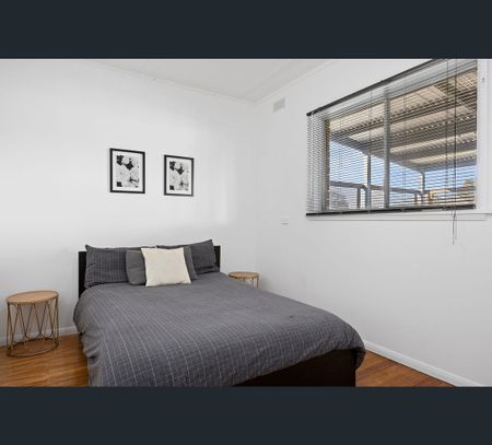 5 Frencham St, Golden Square, Vic 3555 - Photo 2