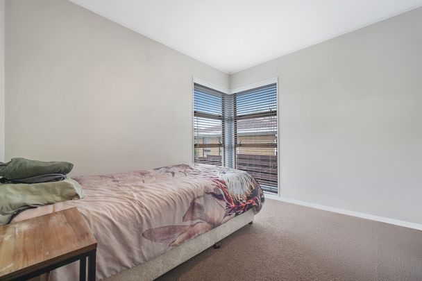 2 bedroom unit - Photo 1