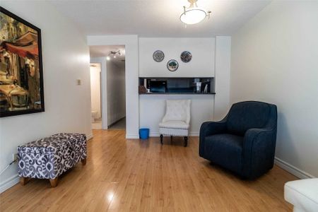 For Lease - 717 Bay Street Unit# 708, Toronto, Ontario - Photo 3