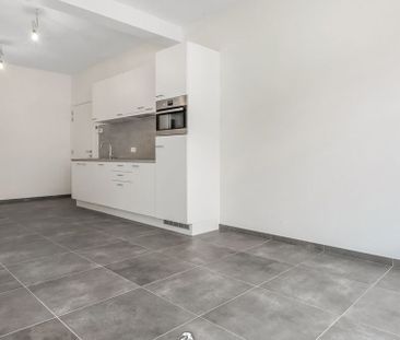 Appartement te huur in Kortrijk voor € 795 met 1 slaapkamer - Foto 2