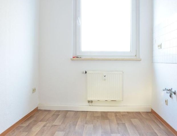 Schöne 3-Raumwohnung mit Balkon - Foto 1