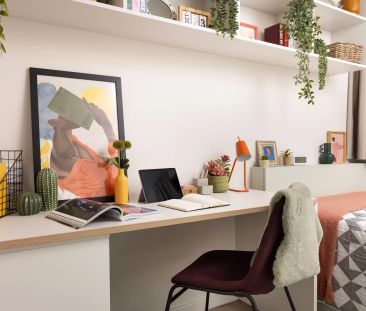 Medium Highest Double Ensuite - Photo 5