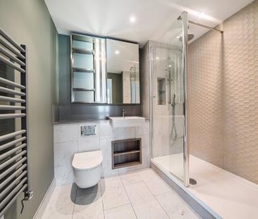 3 bedroom flat to rent - Photo 3