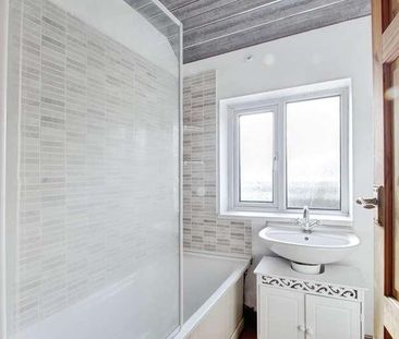 Ives Road, Langley, SL3 - Photo 3