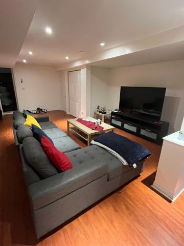 For Lease - 4594 Bismark Crescent, Mississauga, Ontario - Photo 2