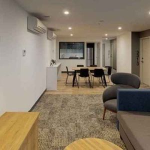 5 Bedroom Multishare - Photo 2