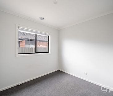 Modern Family Living in Prime Location - Photo 5