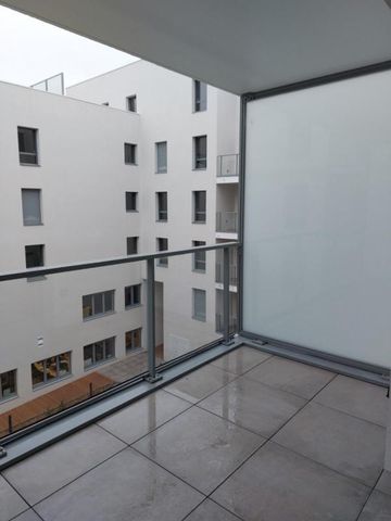 Appartement T3 à louer La Roche Sur Yon - 64 m² - Photo 5