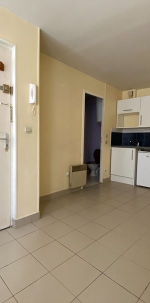 Location Appartement 1 pièce 16m² ROUEN 76000 - Photo 1