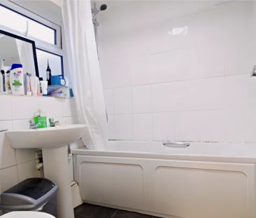 3 Bed 1 Bath - Photo 6