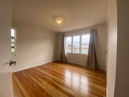 Huia Street, Camberley - Photo 2