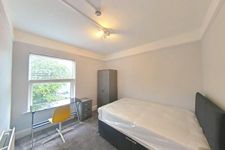 Groovy Towers, Leicester Road, Loughborough, LE11 - Photo 3