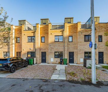 3 bedroom terraced house to rent - Photo 6