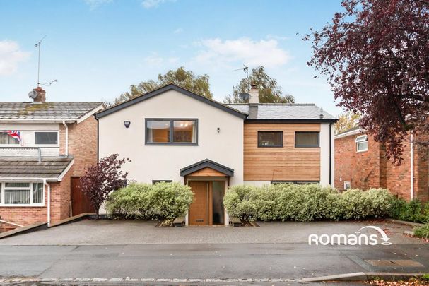 4 bedroom detached house to rent - Photo 1