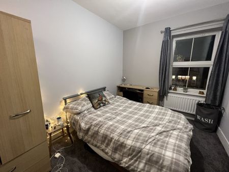 Burton Stone Lane - P1057 - Photo 2