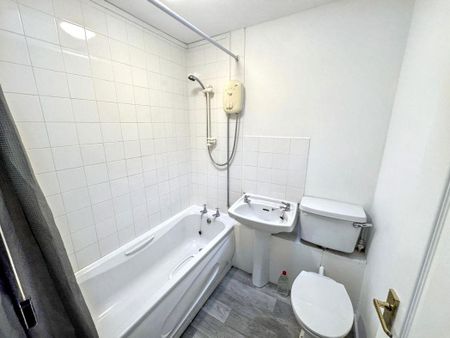 Fulthorpe Avenue, Darlington, Durham, DL3 9XT - Photo 4