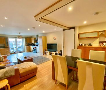 2 bedroom apartment to rent - Photo 6