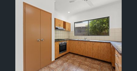 Available until mid January 2026 - Photo 5