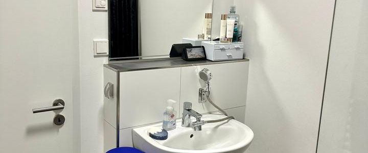 Moderne, lichtdurchflutete 3 Zimmer Wohnung - Photo 1