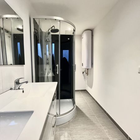 Location Appartement 2 pièces 31m² ROUBAIX 59100 - Photo 3