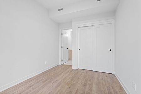 78 Rosemount Avenue Ottawa ON K1Y 1P6 - Photo 2