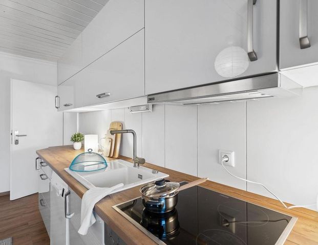 Moderne 3-Zimmer-Wohnung mit Süd-Balkon & EBK - Foto 1