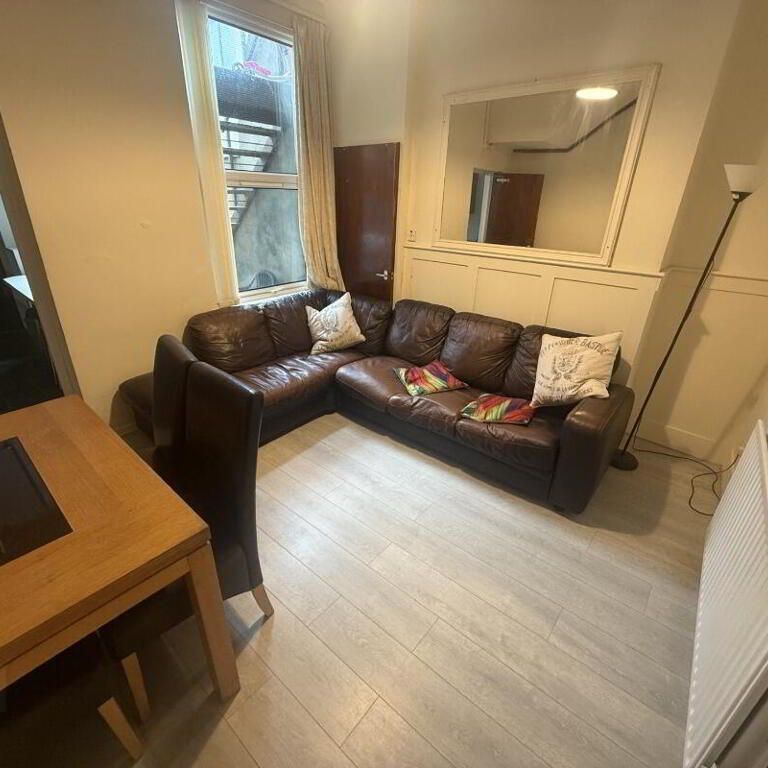 81 Wellesley Avenue, Belfast, BT9 6DH - Photo 1