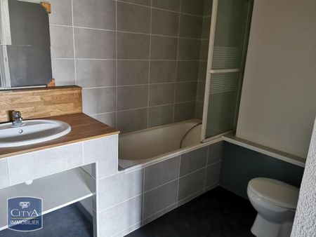 Location Appartement 1 pièce 34m² ST ETIENNE 42100 - Photo 5