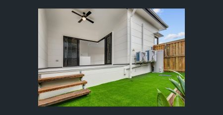 Luxury, Executive-Style, Split-Level Townhome - Photo 4