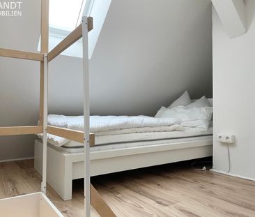 Modernes Dachgeschoss! 1-Zimmer-Wohnung/42 m² mit Spitzboden (Schla... - Photo 1