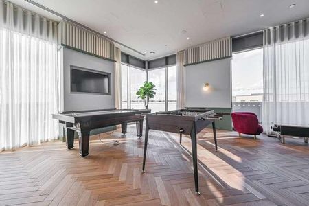 Greenford Quay, Greenford, UB6 - Photo 2