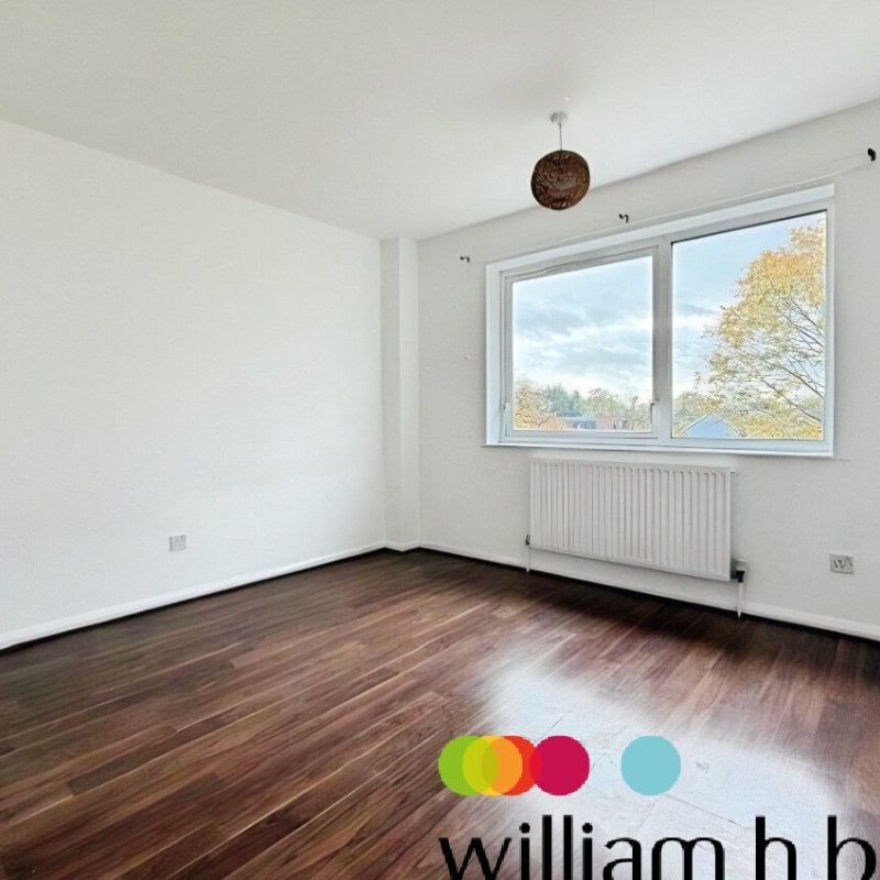 St Lukes Close, COLCHESTER - Photo 1