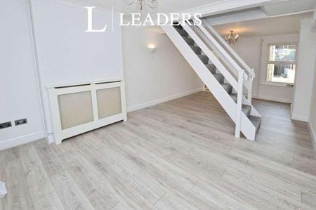King Stephen Road, Colchester, CO1 - Photo 3