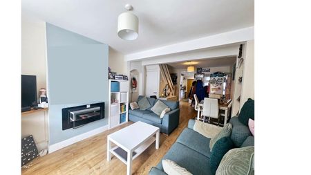 Ivy Road, Southampton - Photo 4