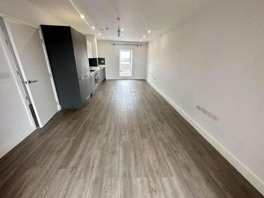 Dover Court, Dominion Road, Southall, UB2 - Photo 1