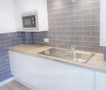2 bedroom apartment to rent - Photo 3