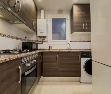 Carrer dOccident, L'Hospitalet de Llobregat, Catalonia - Photo 3