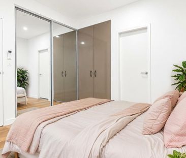 Luxury Urban Living - 2-Bedroom Apartment in Premier Location - Photo 6