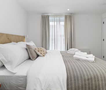 Ashford Road, Eastbourne - Photo 5