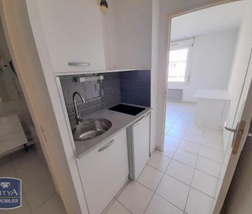 Location Appartement 1 pièce 19m² AIX EN PROVENCE 13100 - Photo 1
