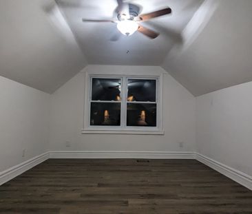 For Lease - 249 East 18th Street Unit# 1, Hamilton, Ontario - Photo 2