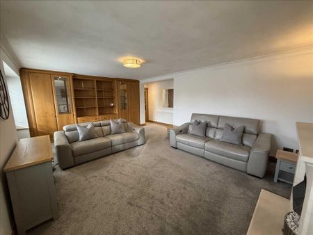 2 bedroom apartment to rent - Photo 4
