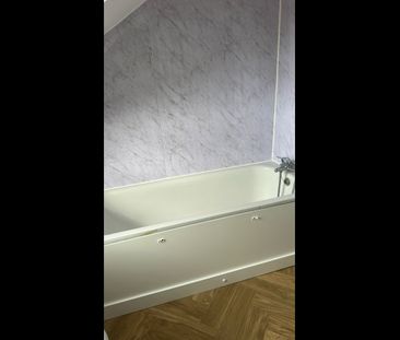 2 Bed Flat, Samuel St, SE18 - Photo 6